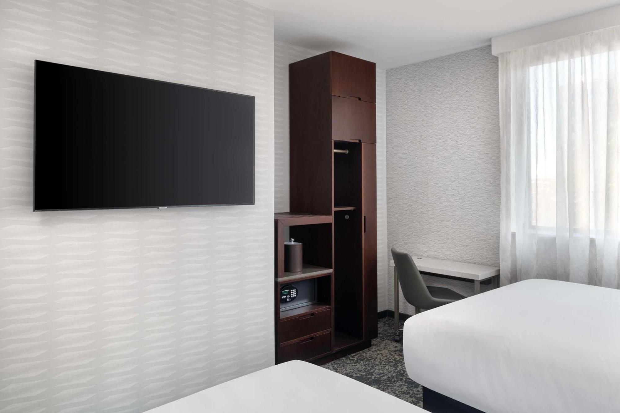 Doubletree By Hilton Long Island City, Ny New York Dış mekan fotoğraf