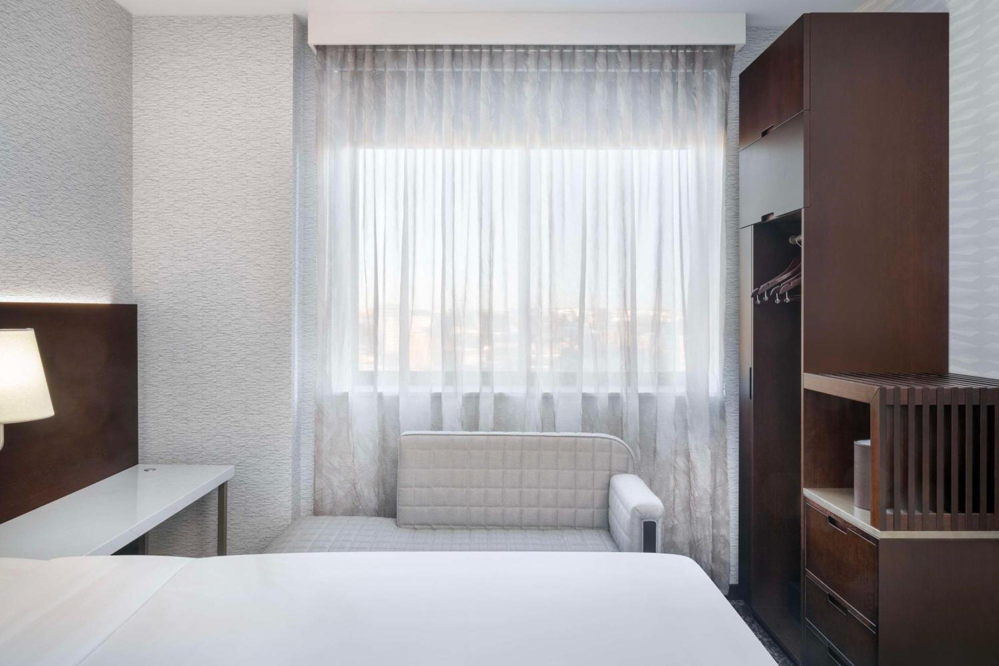 Doubletree By Hilton Long Island City, Ny New York Dış mekan fotoğraf